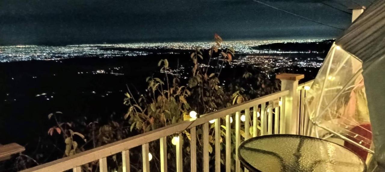 Sky Lounge B&B จูซาน ภายนอก รูปภาพ