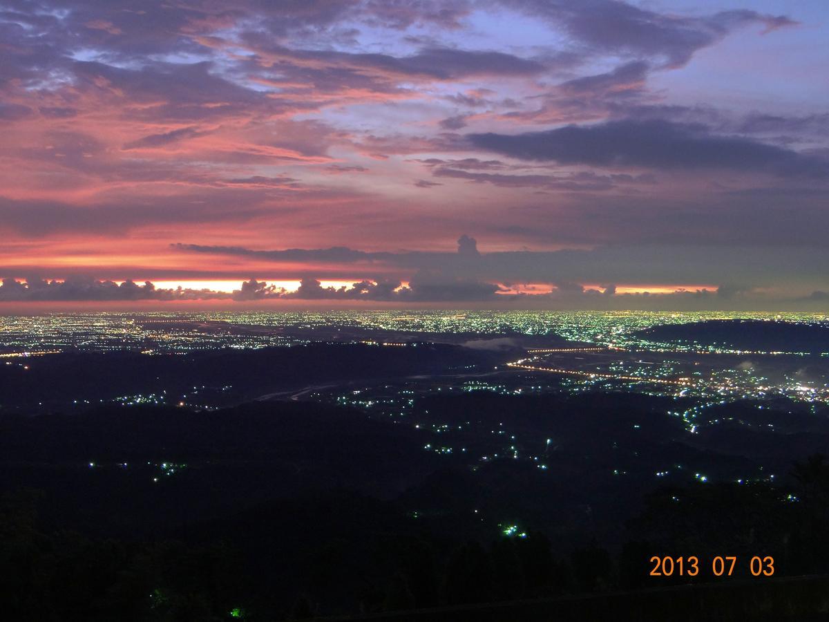 Sky Lounge B&B จูซาน ภายนอก รูปภาพ