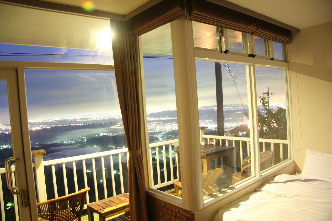 Sky Lounge B&B จูซาน ภายนอก รูปภาพ
