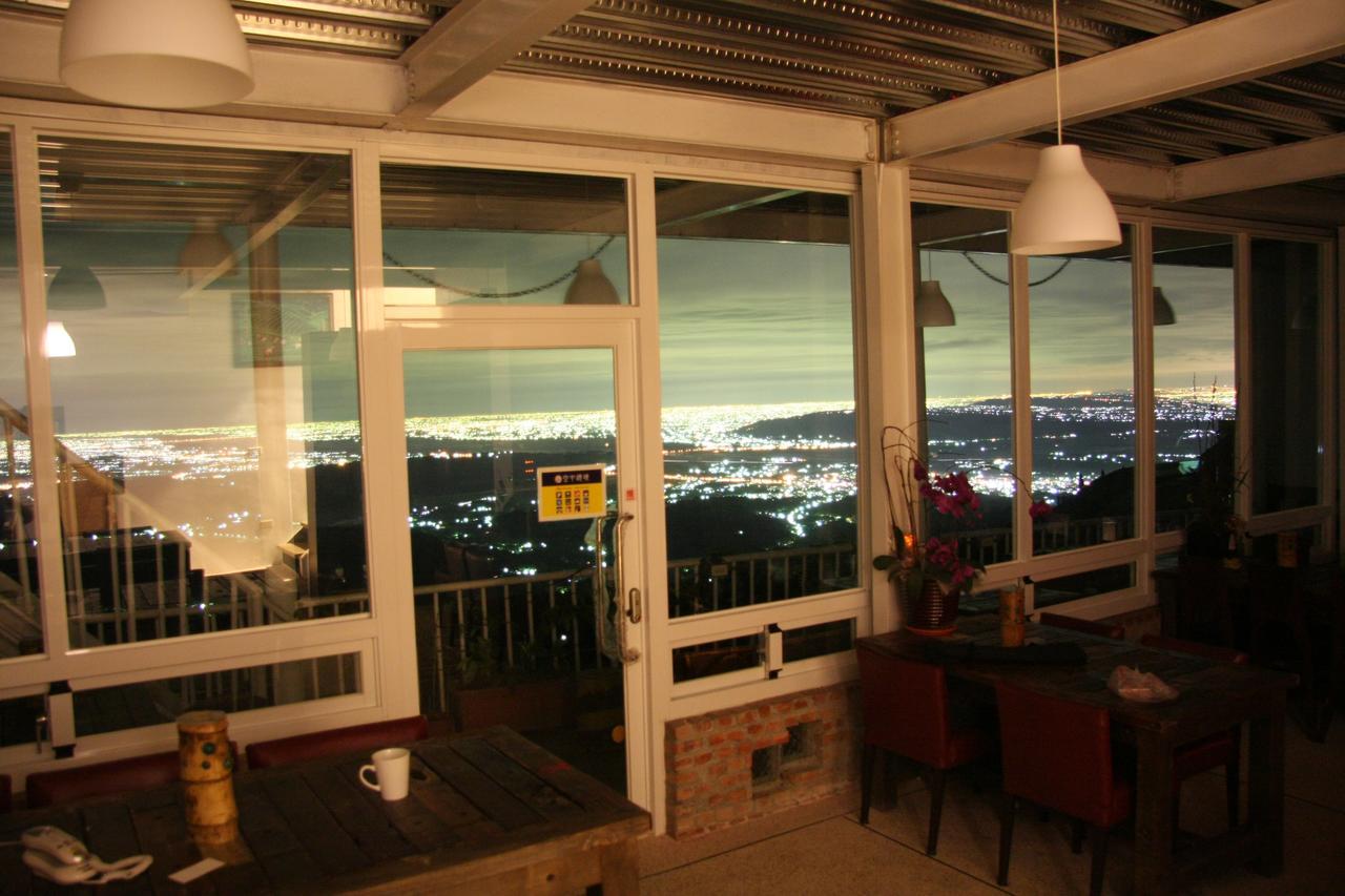 Sky Lounge B&B จูซาน ภายนอก รูปภาพ